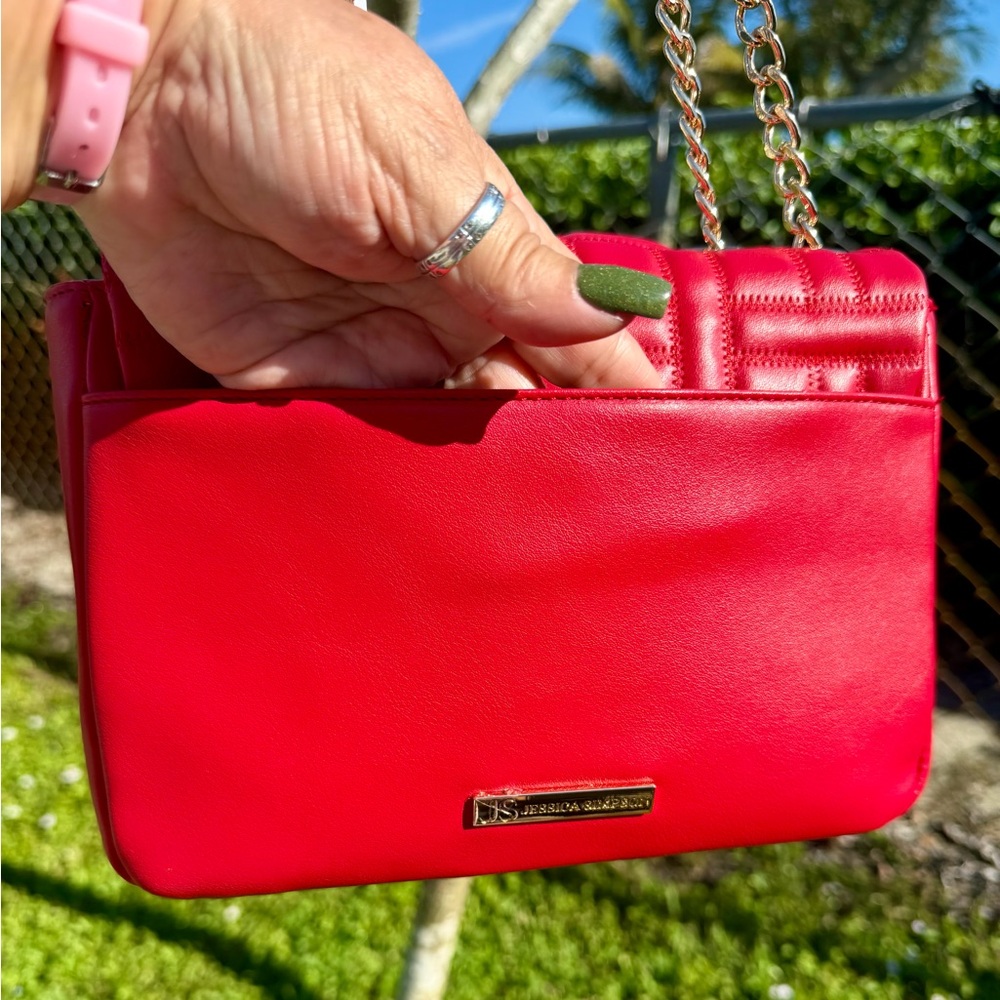 JESSICA SIMPSON Gillian Quilted Shoulder/Crossbody Chain Bag in Crimson Red - Picture 7 of 16
